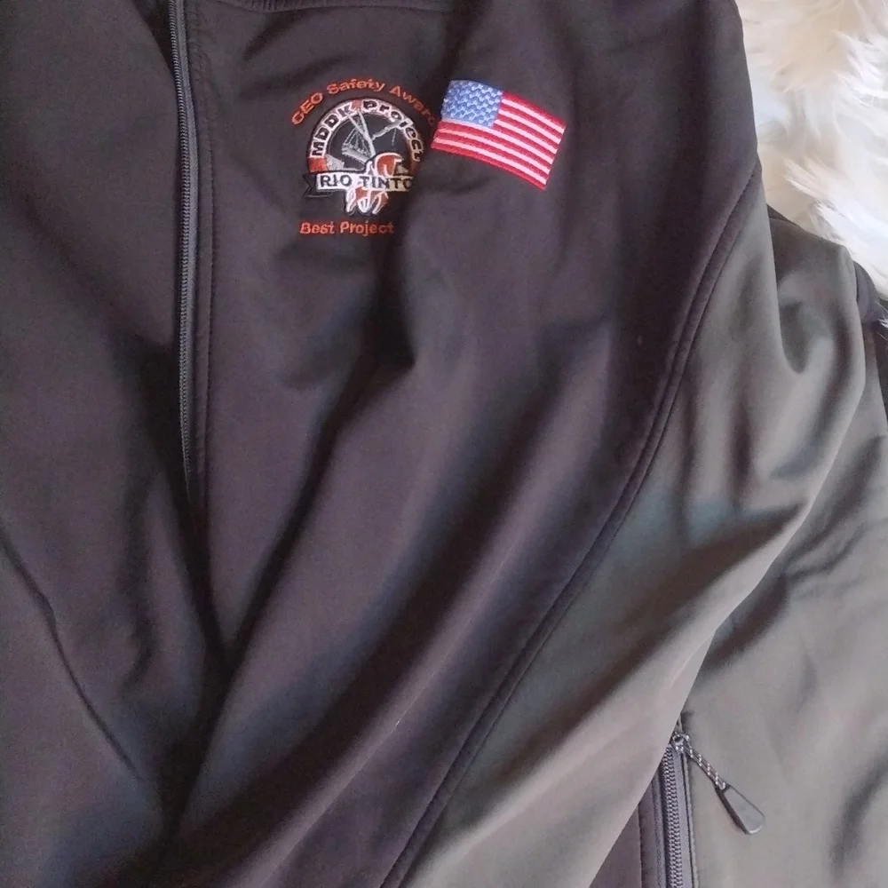 Devon & Jones waterproof soft shell jacket black XL mens